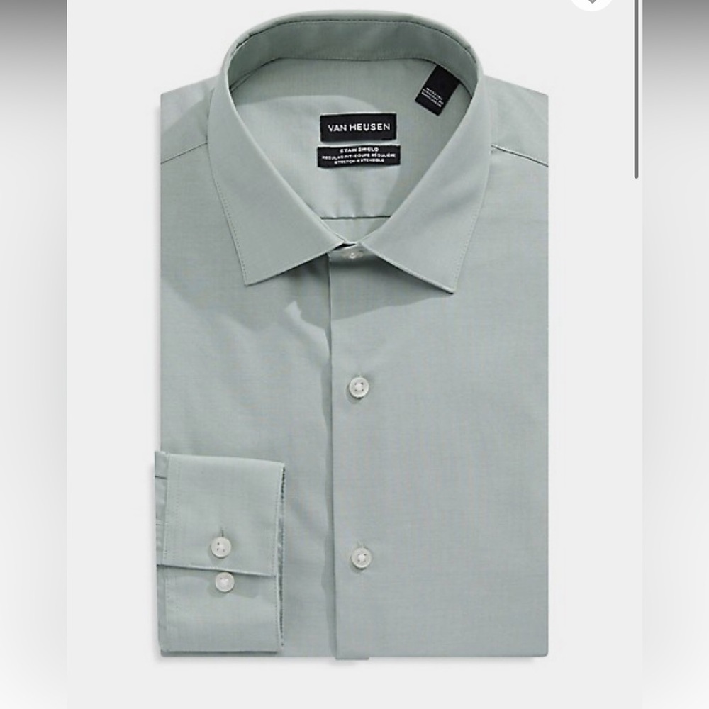 Van Heusen

​Stain Shield Stretch Regular-Fit Dress Shirt